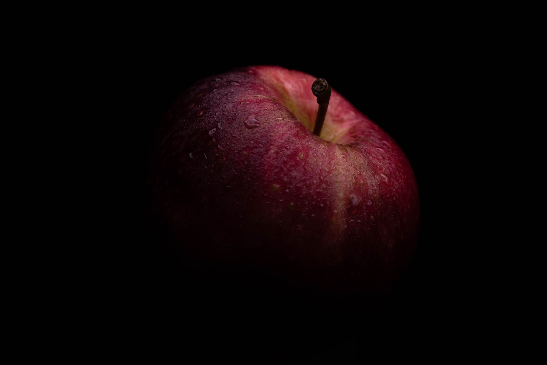 A red apple.